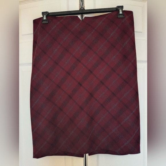 Express Plaid Maroon Skirt - Picture 3 of 5